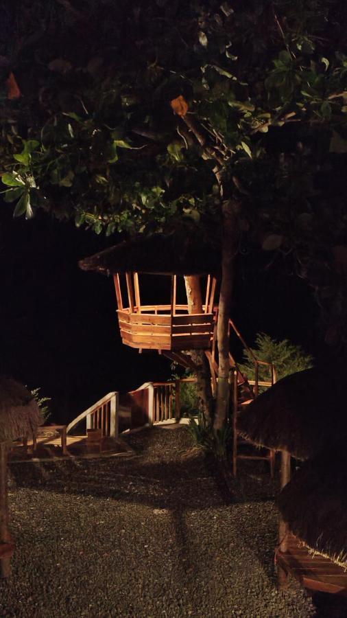 White Bada Guesthouse Siquijor Esterno foto