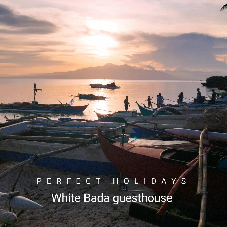 White Bada Guesthouse Siquijor Esterno foto
