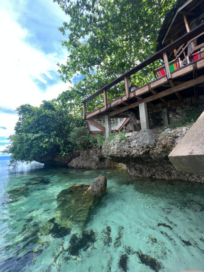 White Bada Guesthouse Siquijor Esterno foto