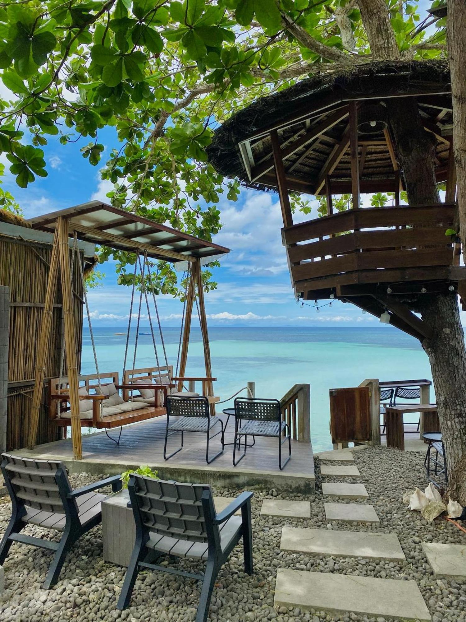 White Bada Guesthouse Siquijor Esterno foto